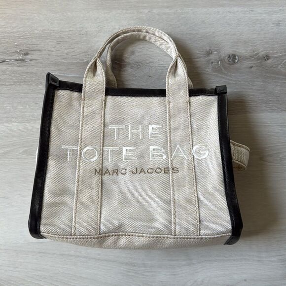 MARC JACOBS Cotton Canvas The Traveler Tote Bag Beige nwt - Picture 5 of 11